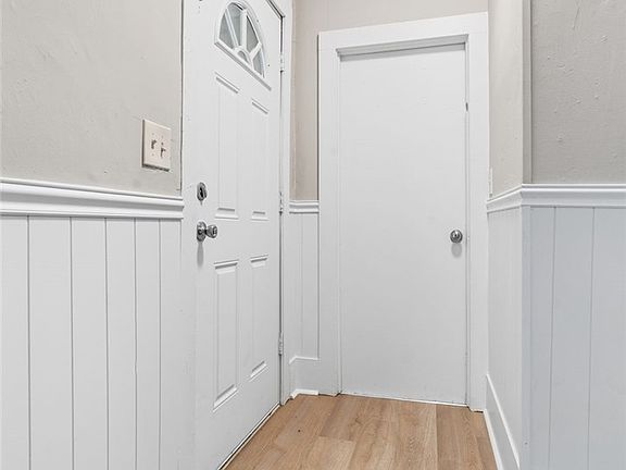 3rd image of 623 Nold Ave