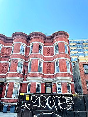 1st image of 5-42 51st Ave #3B