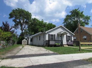 1031 Judge Ave, Waukegan, IL 60085