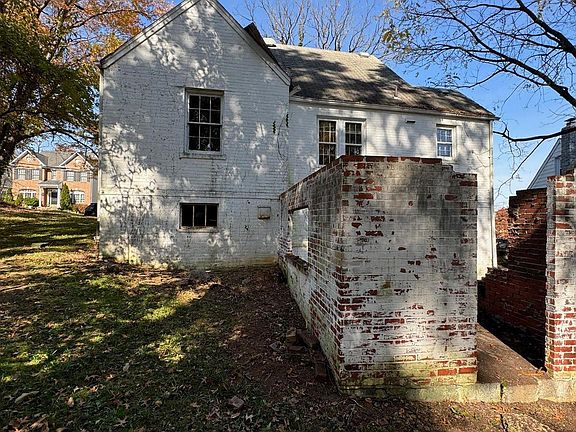2nd image of 6220 18th St N