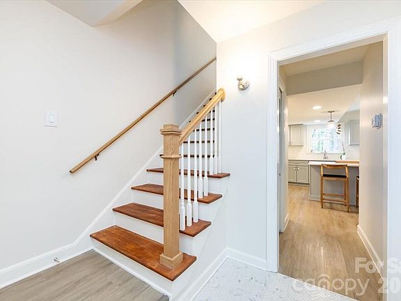 4th image of 7142 Cardigan Ave