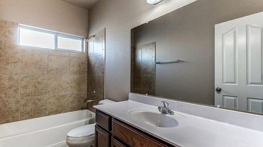 5th image of 13462 Hazlewood St
