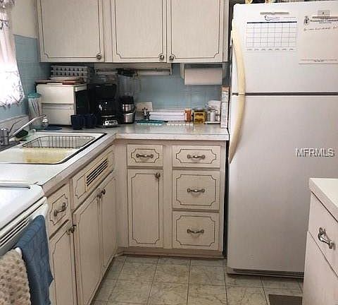 3rd image of 5915 Garden Ln #H33