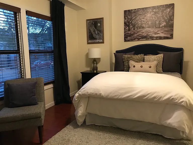18 Washington Ave — Photo 4