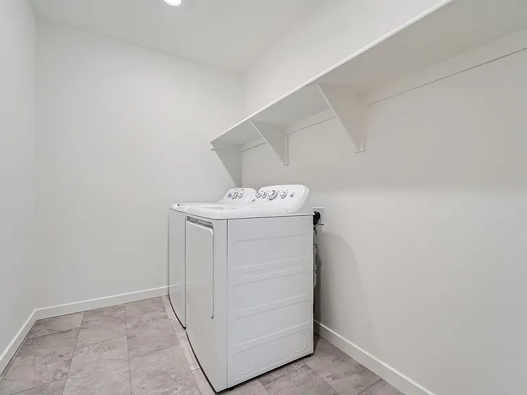 24344 E Walsh Ave — Photo 20