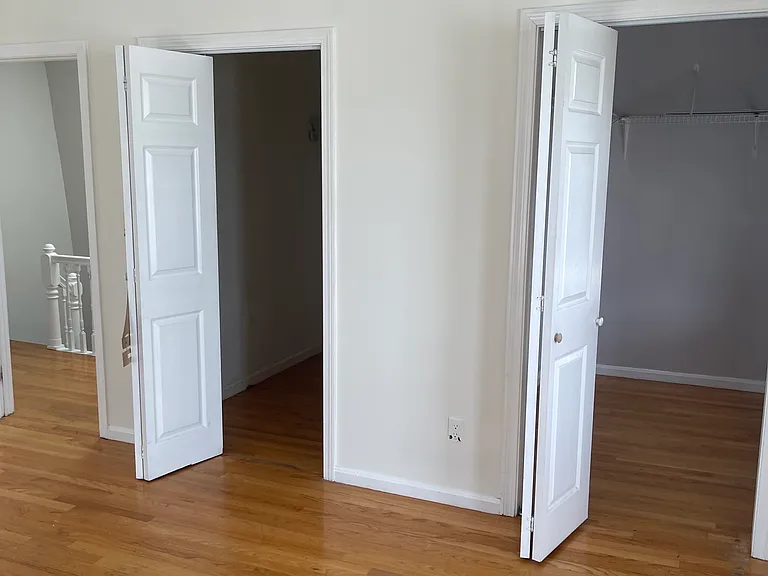 15 Albion St #2 — Photo 18
