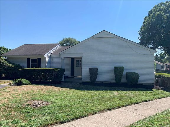 2nd image of 57 Forge Ln #57