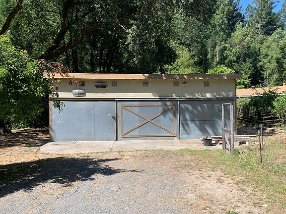 800 sq ft garage/shop
