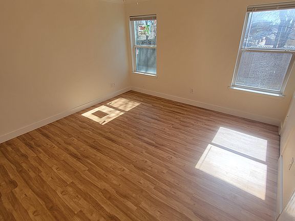 2nd image of 1208 Village Garden Dr #1208