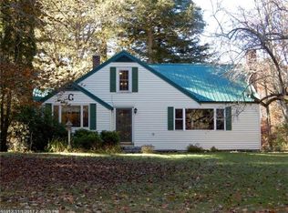 194 Meadow Rd, Raymond, ME 04071