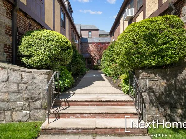 40-40 203rd Street image 33 of 34