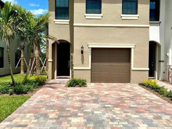 4845 Chantilly Rd, Lake Worth, FL 33467