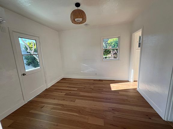 5th image of 1134 N Coronado St #1/2