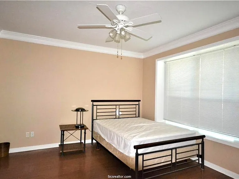 315 Chimney Hill Dr — Photo 8