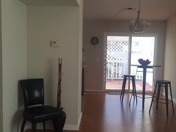 5th image of 5074 Anaheim St