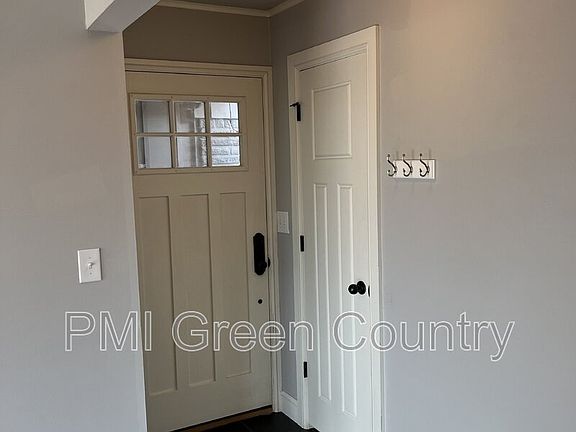 3rd image of 5428 E 25th Pl