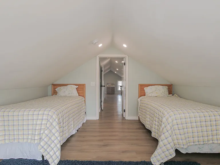 229 N Derby Ave #2 — Photo 50