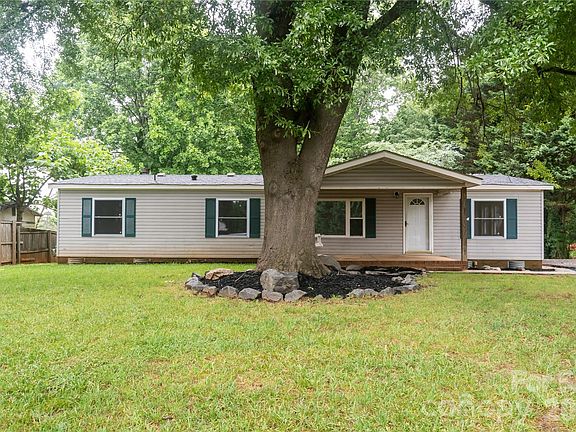 2nd image of 3902 Sharyn Dr