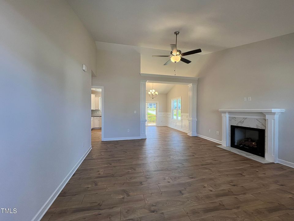 1st image of 16 Silver Springs Way