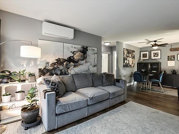 4th image of 654 Teatree Ct
