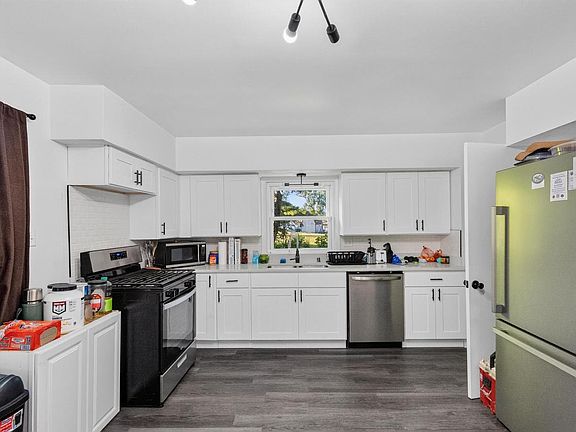 5th image of 5222 W Hemlock ROAD
