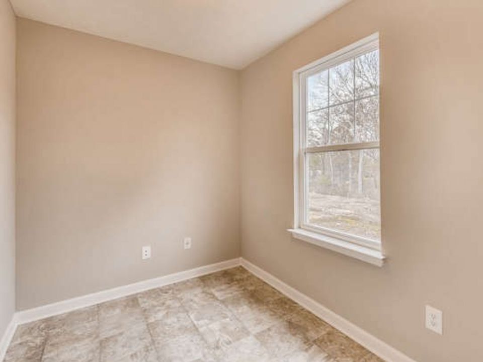 1st image of 202 Konrad Ct