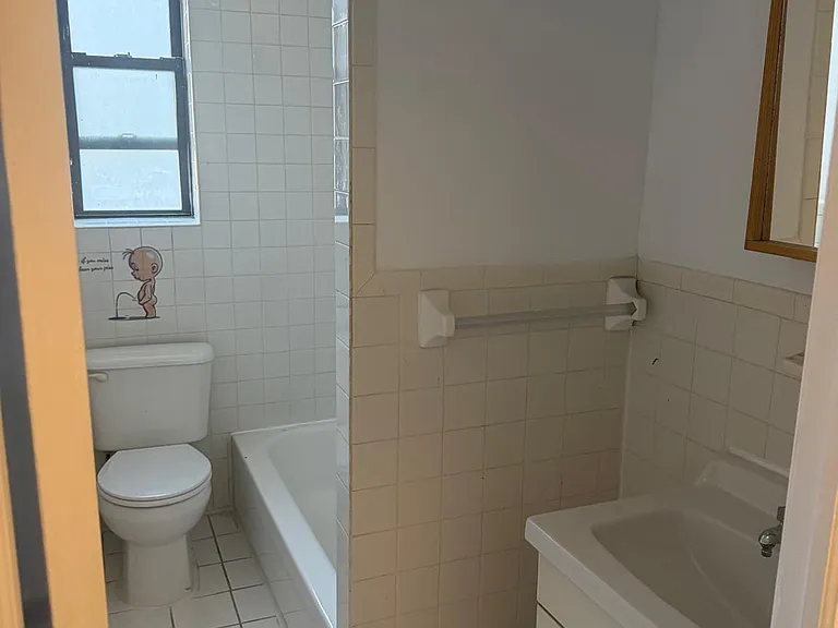 110 Highland Ave #D35 — Photo 4