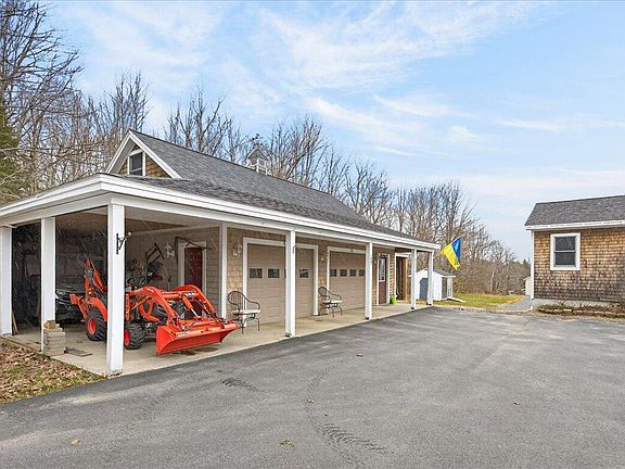 4th image of 58 Bicknell Road