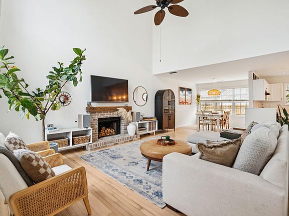 4th image of 1144 Tidal View Ln