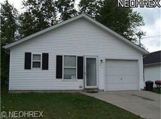 2037 McKinley Ave, Lorain, OH 44055