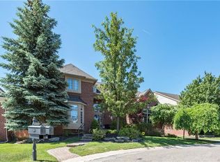 41457 Twain Pl, Novi, MI 48377