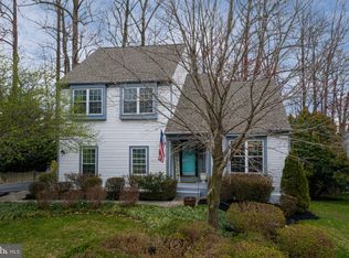 8237 Walnut Ridge Rd, Fairfax Station, VA 22039