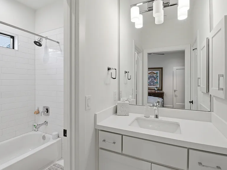 4435 Emerson Ave — Photo 23