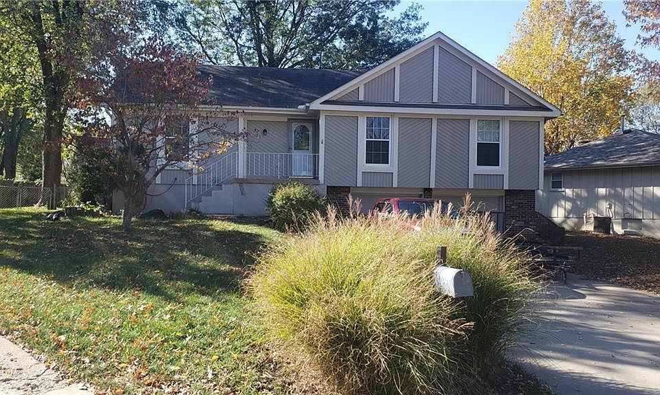 1st image of 508 NW Brock Cir