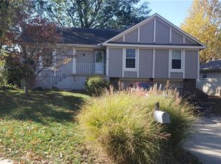 508 NW Brock Cir, Blue Springs, MO 64014