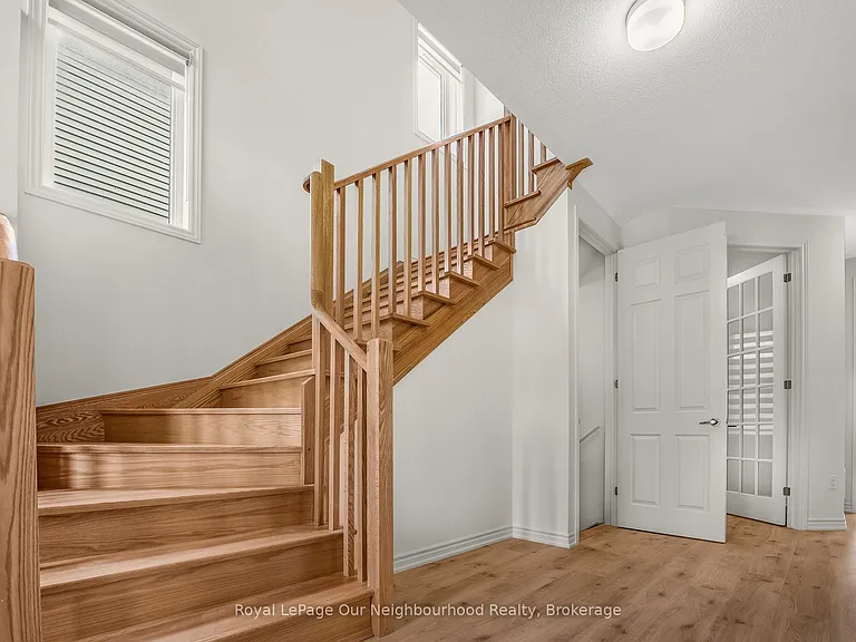 1066 Denton Dr — Photo 21