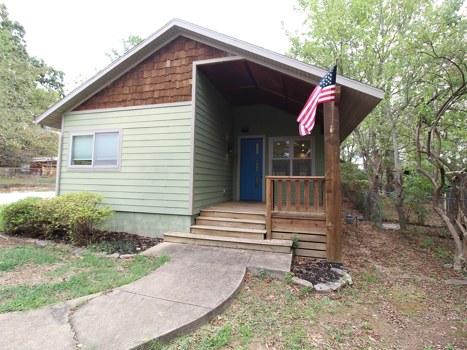 420 South Church Avenue - 1 — Photo 2