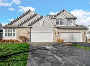 20 Twickenham Ct, Algonquin, IL 60102