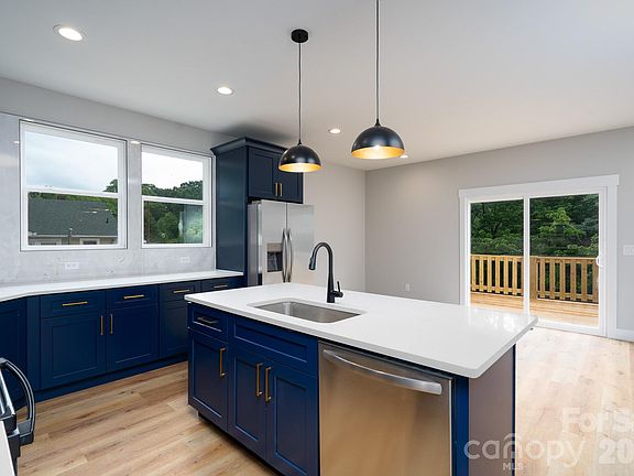 3rd image of 723 Irene Ave