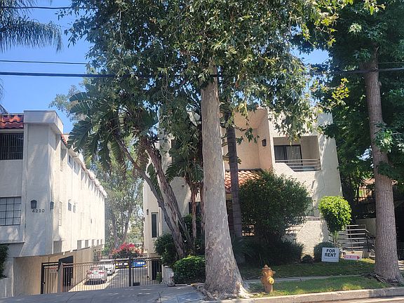 3rd image of 4214 Arch Dr #4