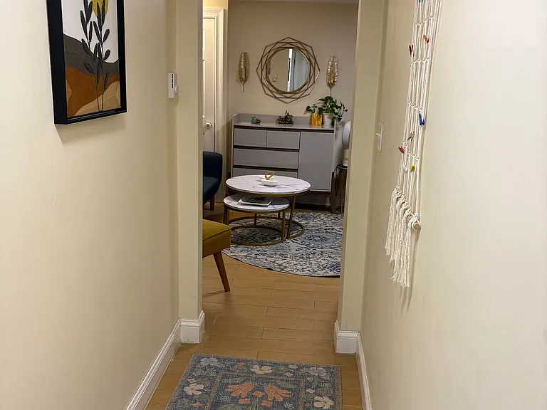 16 Eliot Cres #A — Photo 17