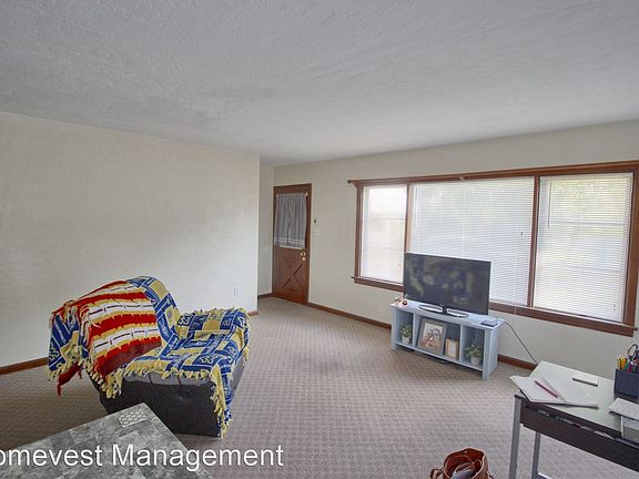 5th image of 508 E Esther St