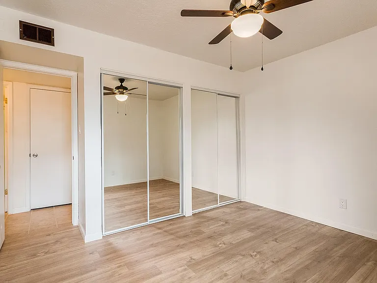 157 Sunset Pl SW — Photo 7