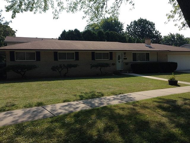 1st image of 521 Beau Dr