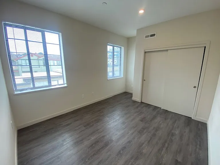 505 Central Ave — Photo 17