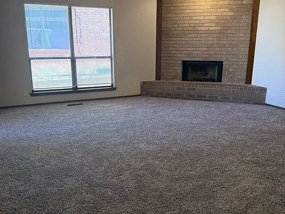 2nd image of 5916 Bonnie Dr #5916
