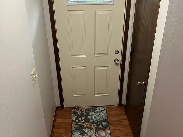 35 E Pleasant View Dr — Photo 19
