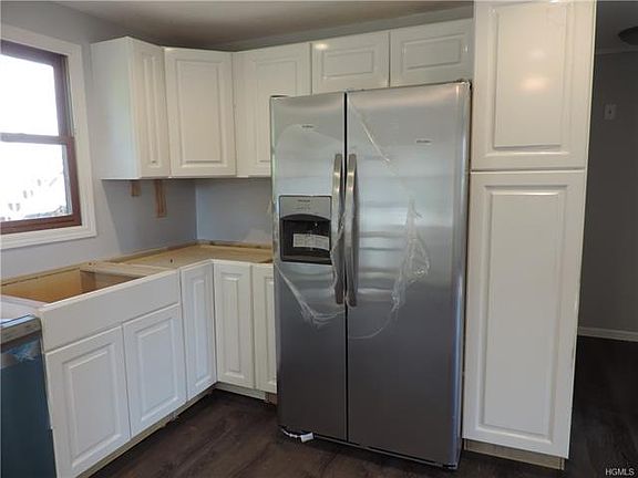 2nd image of 44 Elmwood Ave