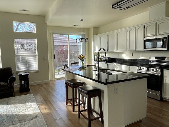 4th image of 1705 Comanche Moon Ct