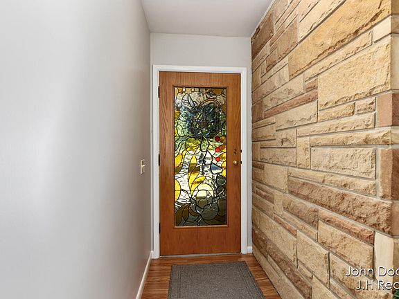 5th image of 3650 Marlboro St NW